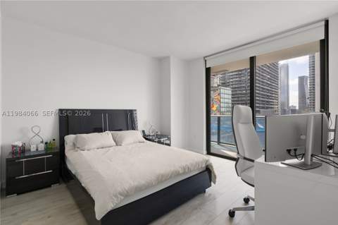 45 SW 9th St 1405, Miami FL - photo 19 of 31