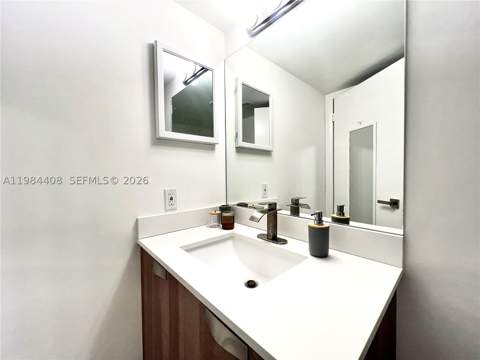 540 Brickell Key Dr 202, Miami FL - photo 24 of 31