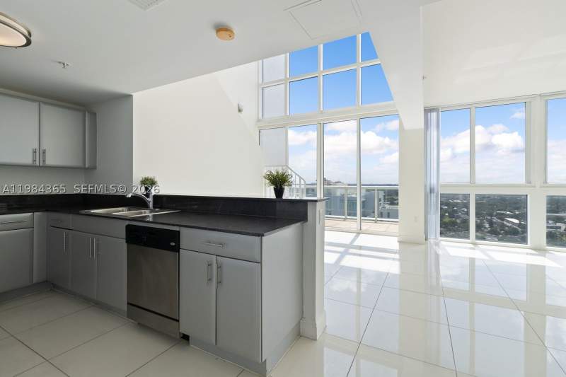 1 bedroom Condominium at 1861 NW North River Dr 3, Terrazas Riverpark Villag, Miami — photo 3