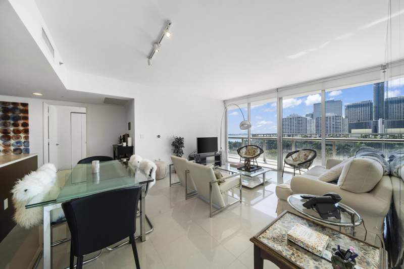 2 bedroom Condominium at 495 Brickell Avenue 811, Icon Brickell No Two, Miami — photo 3