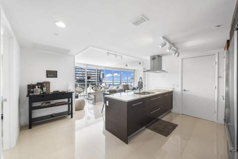 495 Brickell Avenue 811, Miami FL - photo 8 of 47