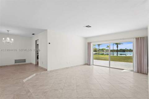 11807 SW 112th Ave, Miami FL - photo 21 of 48