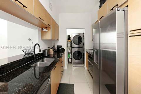 31 SE 5th St 3916, Miami FL - photo 21 of 73