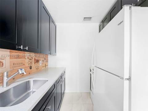 6437 SW 10th St, West Miami FL - photo 10 of 32