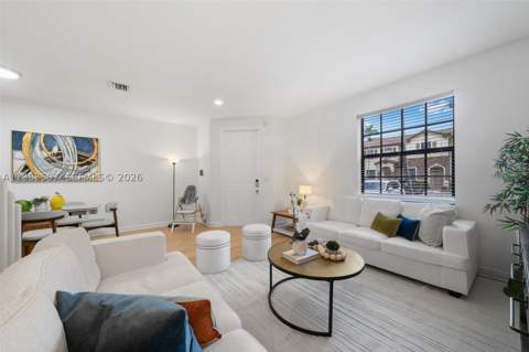 9380 W 33rd Ln, Hialeah FL - photo 19 of 46