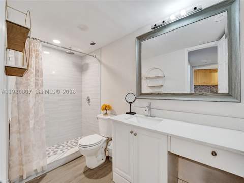 1351 NE Miami Gardens Dr 203E, Miami FL - photo 10 of 17