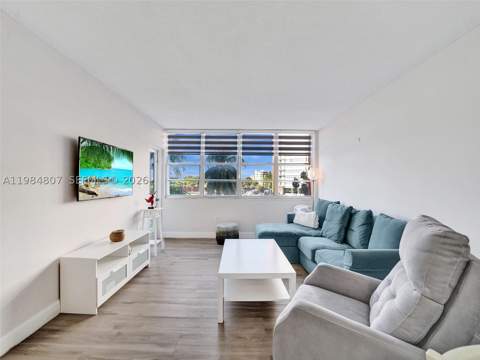 1351 NE Miami Gardens Dr 203E, Miami FL - photo 15 of 17