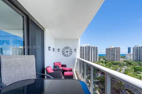 3675 N Country Club Dr 1907, Aventura FL - photo 22 of 58