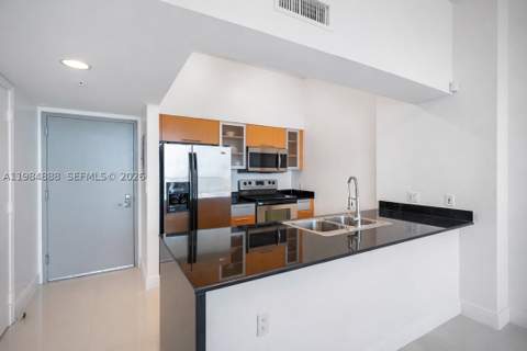 1750 N Bayshore Dr 3811, Miami FL - photo 16 of 27