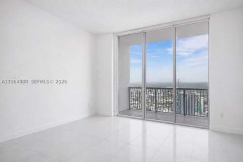 1750 N Bayshore Dr 3811, Miami FL - photo 7 of 27