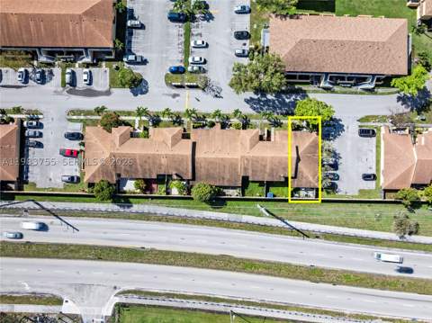 505 NW 214th St 101, Miami Gardens FL - photo 23 of 32