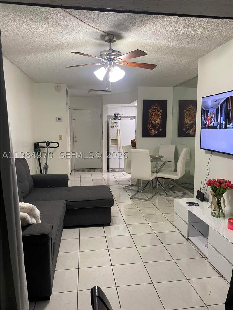1 bedroom Condominium at 9405 W Flagler St D105, Castillian Club Condo, Miami — photo 4