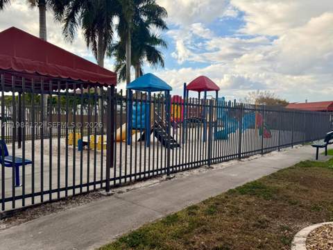 3858 SW 153rd Pl, Miami FL - photo 24 of 30