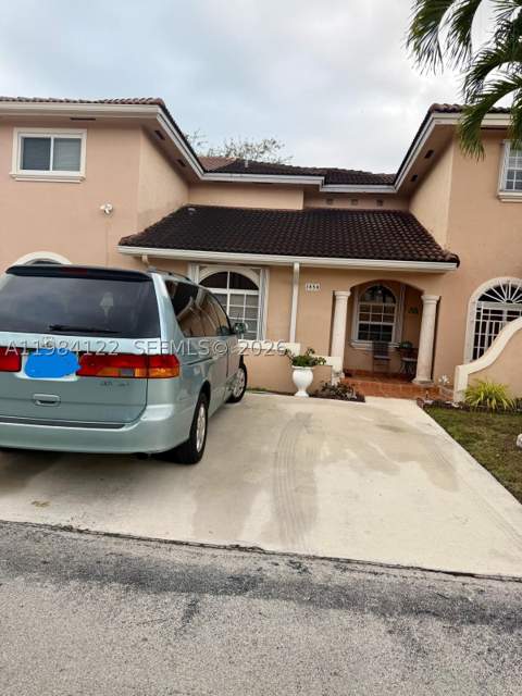 3858 SW 153rd Pl, Miami FL - photo 9 of 30