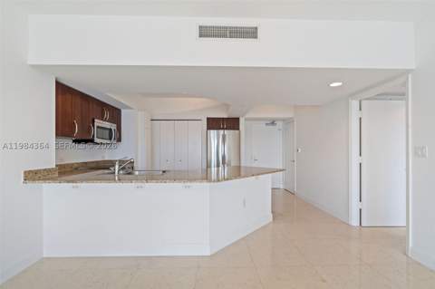 20000 E Country Club Dr 1109, Aventura FL - photo 6 of 46