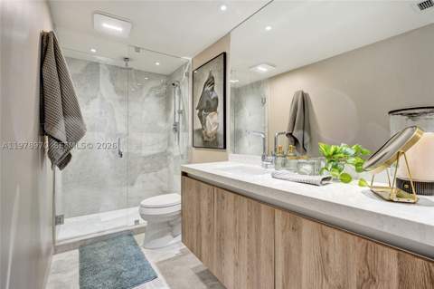 300 Bayview Dr 205, Sunny Isles Beach FL - photo 15 of 33