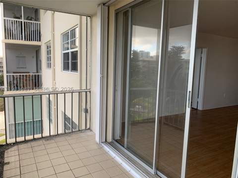 2859 Leonard Dr G510, Aventura FL - photo 18 of 19