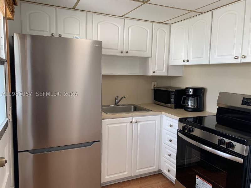 1 bedroom Condominium at 2859 Leonard Dr G510, POINT EAST SEC II CONDO, Aventura — photo 4