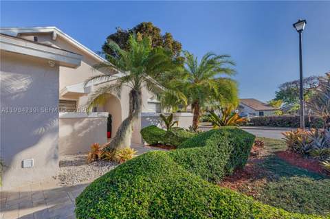 5321 SW 153rd Pl S, Miami FL - photo 10 of 80