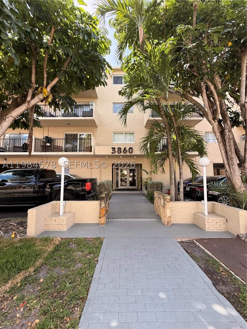 2 bedroom Condominium at 3860 NE 170th St 304, Waterway Isles Condo, North Miami Beach — photo 4