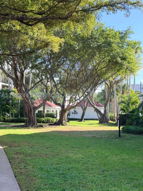 3165 NE 184th St 6102, Aventura FL - photo 12 of 15