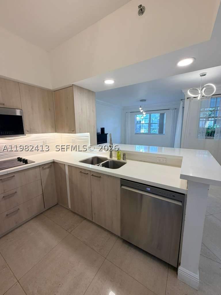 1 bedroom Condominium at 3165 NE 184th St 6102, Village By The Bay Condo, Aventura — photo 5