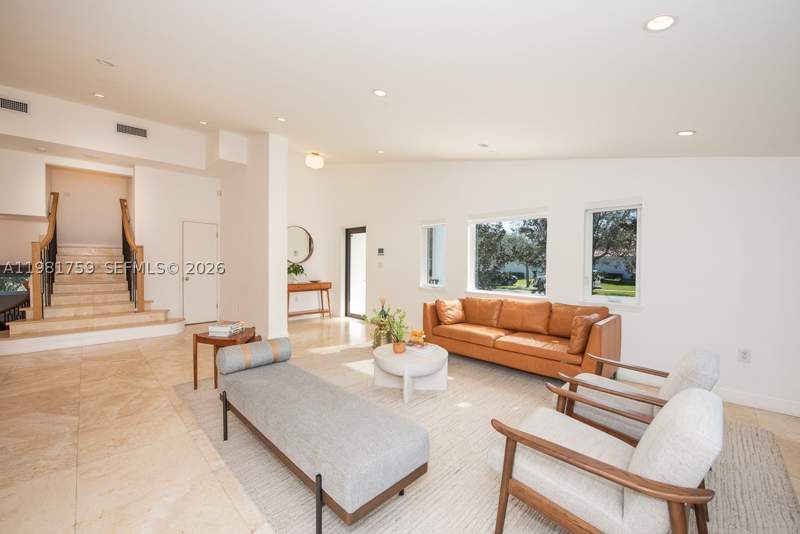3 bedroom SingleFamilyResidence at 717 Benevento Ave, Cg Riviera Sec 3 Rev, Coral Gables — photo 3