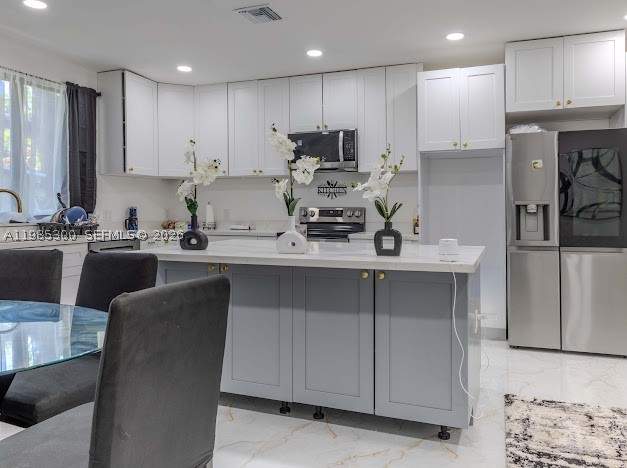 3 bedroom SingleFamilyResidence at 666 NE 164th Ter, Pleasant Village, Miami — photo 3
