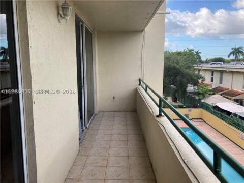 8321 NW 7th St 1-307, Miami FL - photo 9 of 12
