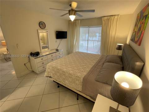 201 178th Dr 313, Sunny Isles Beach FL - photo 14 of 19