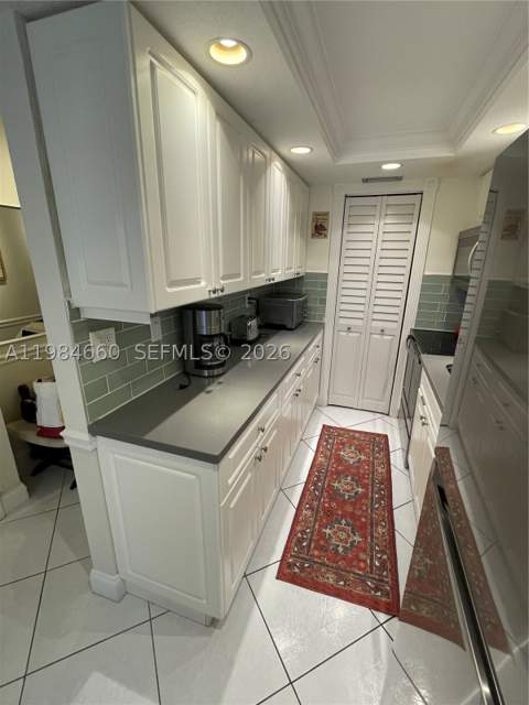 201 178th Dr 313, Sunny Isles Beach FL - photo 8 of 19