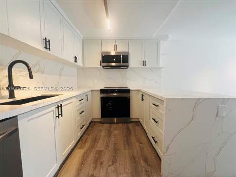 201 Jefferson Ave 4C, Miami Beach FL - photo 17 of 35