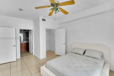 79 SW 12th St 1210, Miami FL - photo 11 of 37
