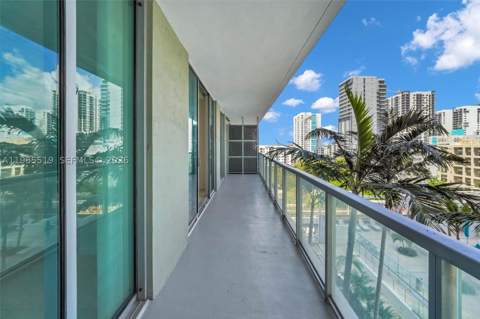 79 SW 12th St 1210, Miami FL - photo 22 of 37
