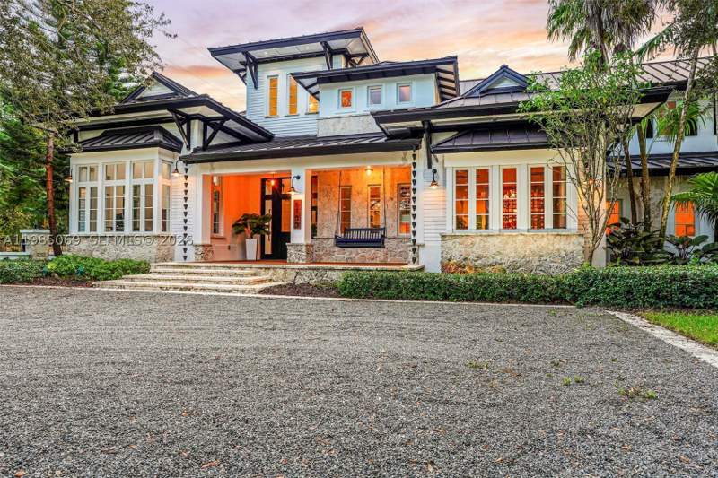 6 bedroom SingleFamilyResidence at 6700 SW 132nd St, Martin Bros Ludlam Acres, Pinecrest — photo 5