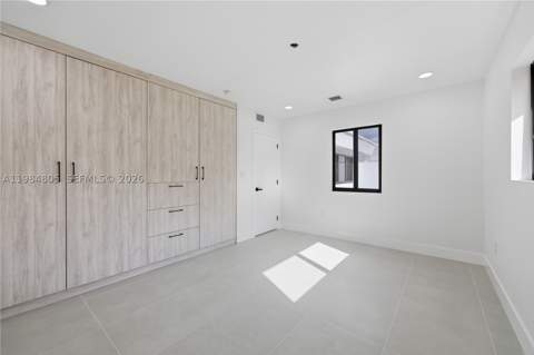 10910 NE 9th Ct, Biscayne Park FL - photo 20 of 37