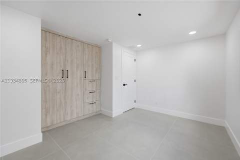10910 NE 9th Ct, Biscayne Park FL - photo 21 of 37