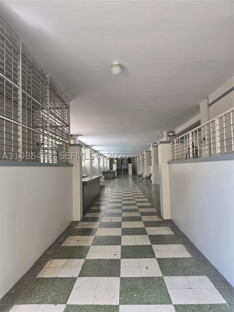 1 bedroom Condominium at 7420 W 20th Ave 451, Royal Palms Condo, Hialeah — photo 2