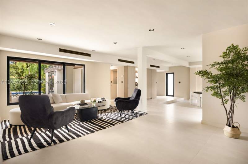 3 bedroom SingleFamilyResidence at 2805 SW 4th Ave, Brickell Estates, Miami — photo 3