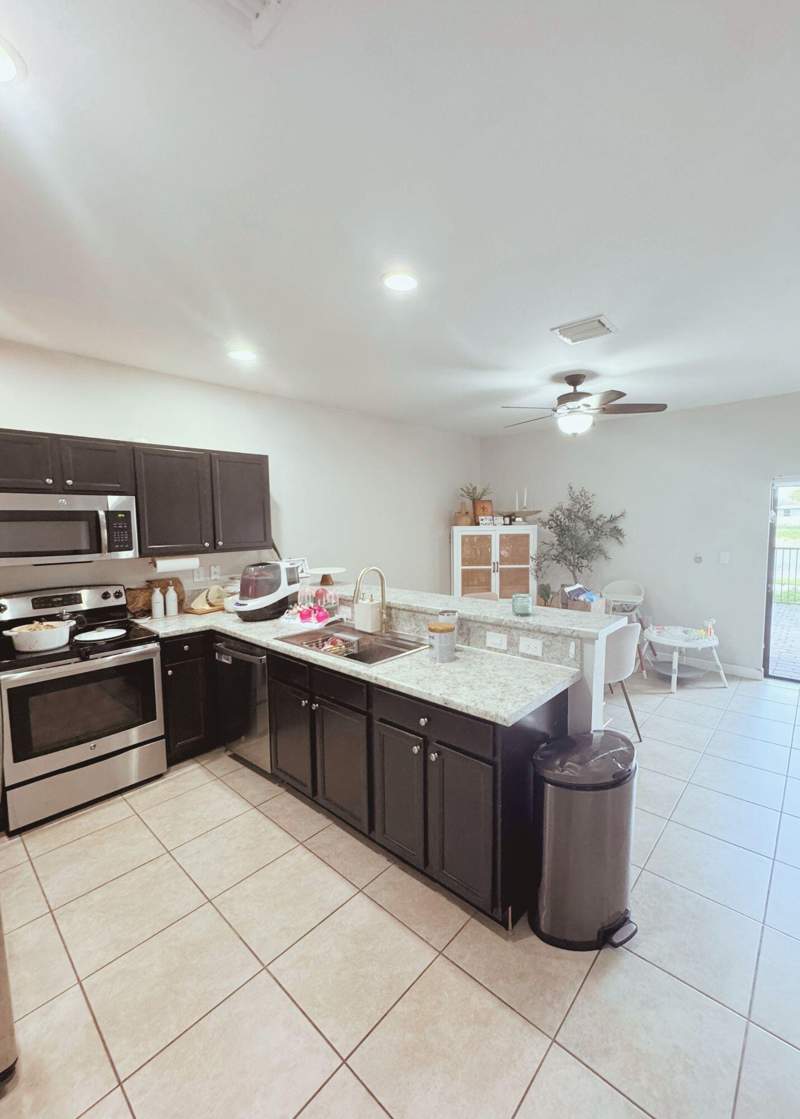 3 bedroom Townhouse at 504 SE 32nd Avenue, Martinique At Oasis Replat, Homestead — photo 4