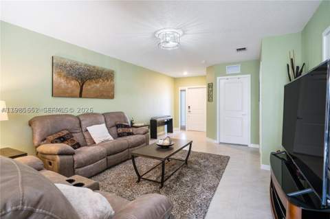 495 NE 5th Ln, Florida City FL - photo 10 of 29