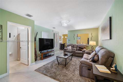 495 NE 5th Ln, Florida City FL - photo 14 of 29