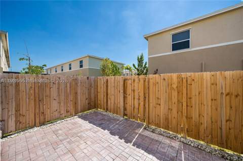 495 NE 5th Ln, Florida City FL - photo 16 of 29