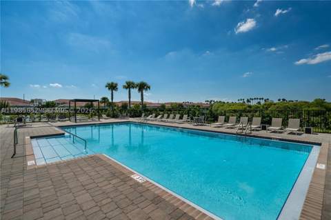 495 NE 5th Ln, Florida City FL - photo 24 of 29