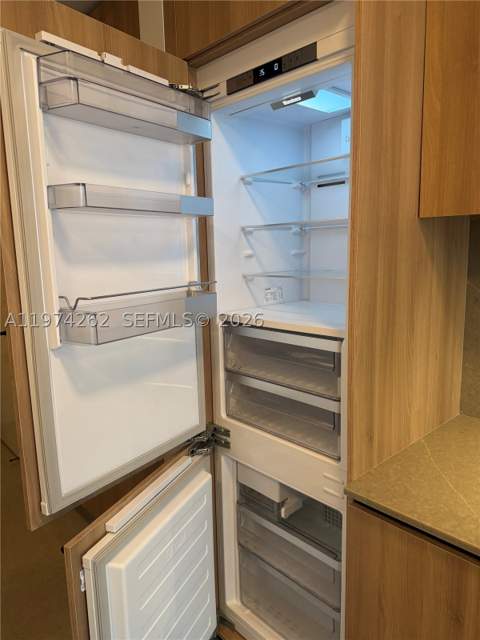 121 NE 5th 501B, Miami FL - photo 21 of 31