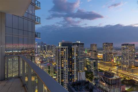 851 NE 1st Ave 4010, Miami FL - photo 19 of 33