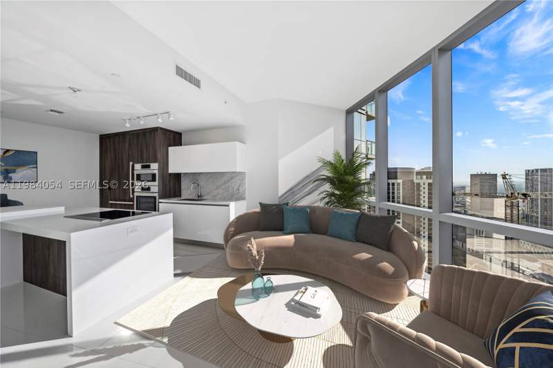 2 bedroom Condominium at 851 NE 1st Ave 4010, Paramount Miami Worldcent, Miami — photo 3