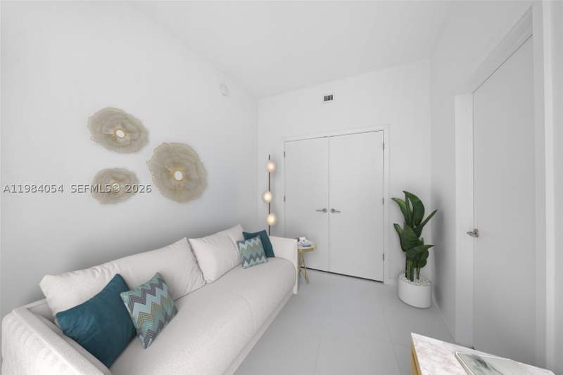 2 bedroom Condominium at 851 NE 1st Ave 4010, Paramount Miami Worldcent, Miami — photo 5