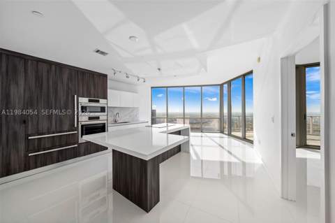 851 NE 1st Ave 4010, Miami FL - photo 6 of 33