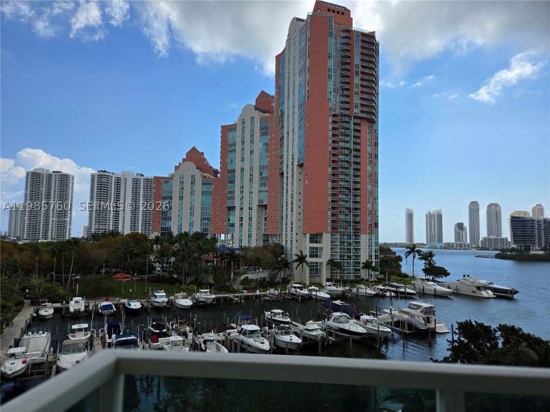 2 bedroom Condominium at 3340 NE 190th St 606, Aventura Marina Condo Num, Aventura — photo 2